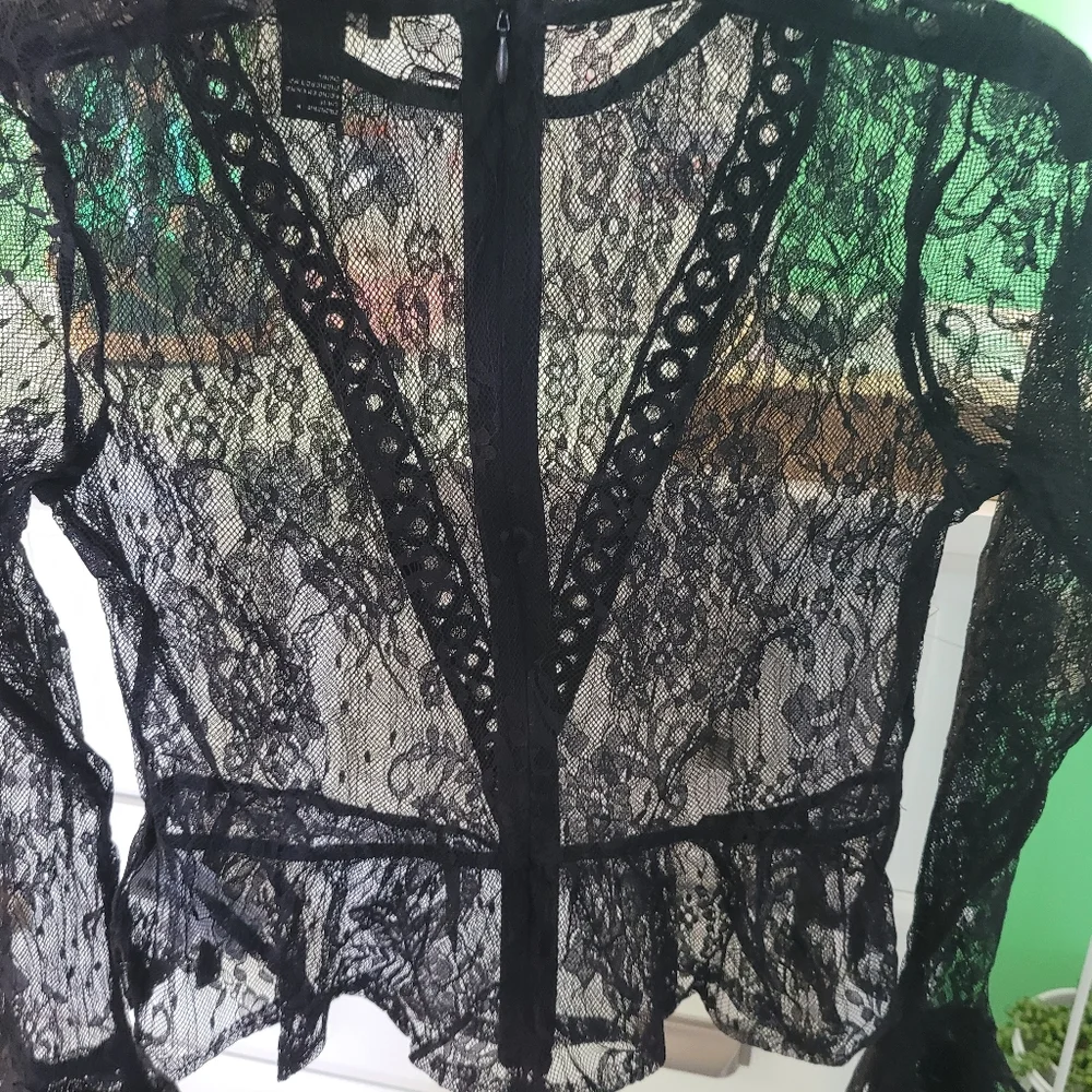 Sheer lace black top - Picture 8 of 14